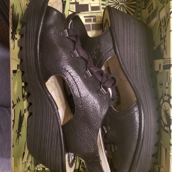 Fly London Sandals - Picture 2 of 4